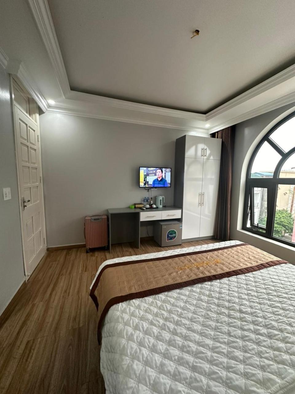 Viet Hoang Hotel Hạ Long Exterior foto